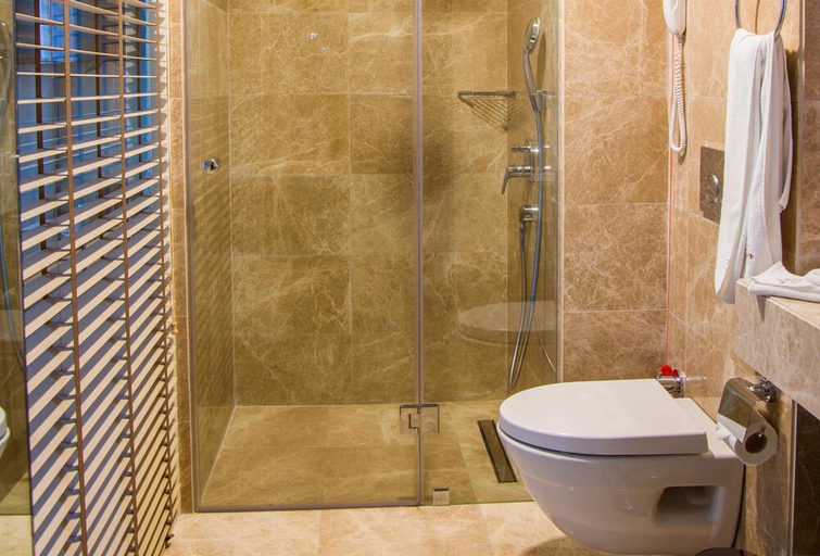 Bathroom 5, Peyk Hotel Sultanahmet, Fatih