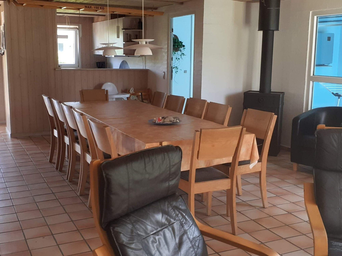 Dining 4, 4 Star Holiday Home in Nordborg, Sønderborg