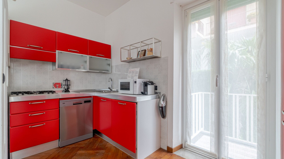 Others 5, Italianway - Aurelia Levante 103 B, Genova