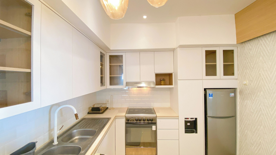 Others 5, Modern Look 2Br At Puri Garden Apartment, Jakarta Barat