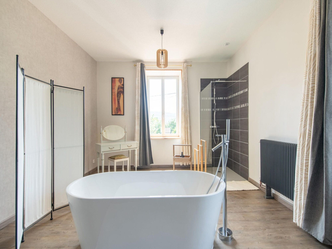 Bathroom 4, Gite in the Heart of Saone et Loire, Saône-et-Loire