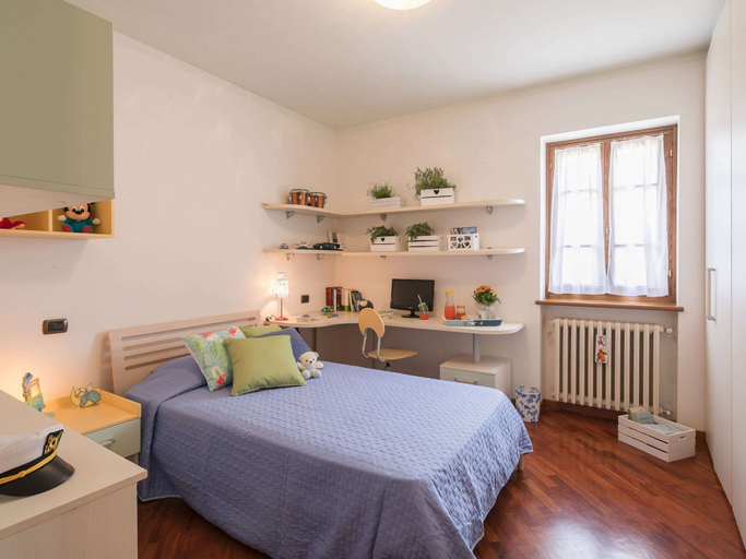Bedroom 4, Luxurious Villa in Cortona Tuscany with Hot Tub, Arezzo