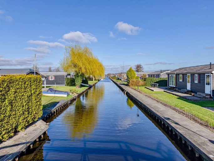 View from property 3, Holiday Home With Terrace in Giethoorn, Steenwijkerland
