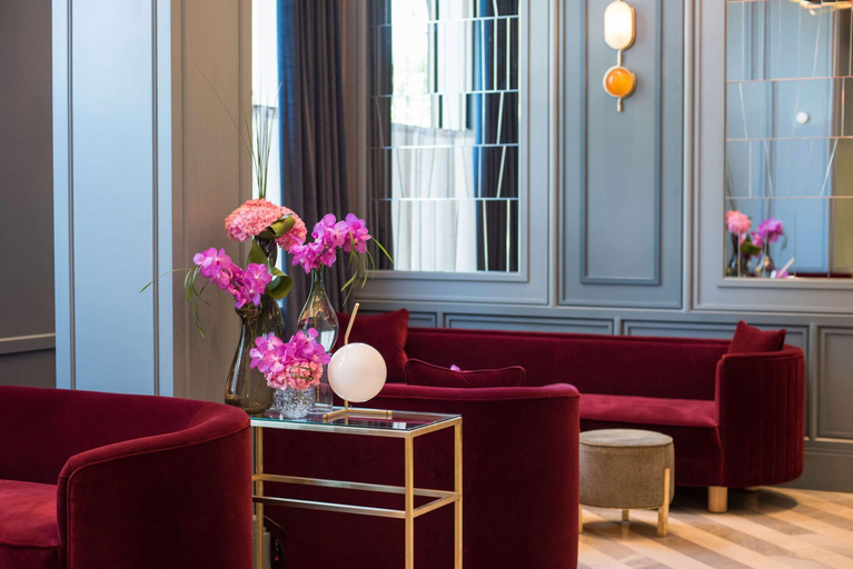 Public Area 3, The Trafalgar St. James London, Curio Collection, London