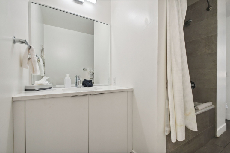 Bathroom 4, Cowboy Muse | RiNo Art Lofts, Denver