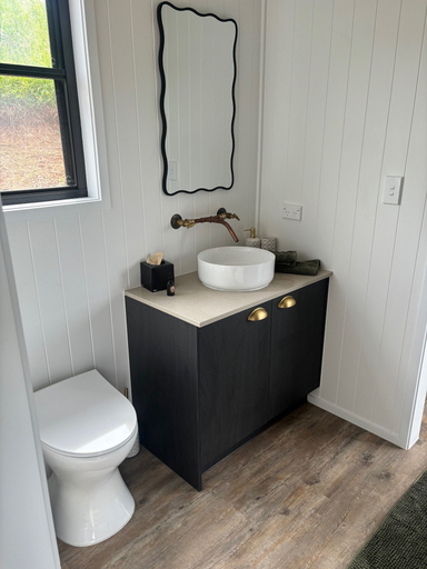 Bathroom, High Valley Dawn Permaculture Farm, Livingstone - Pt B