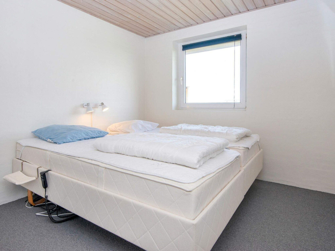 Bedroom 3, 4 Star Holiday Home in Harboore, Lemvig
