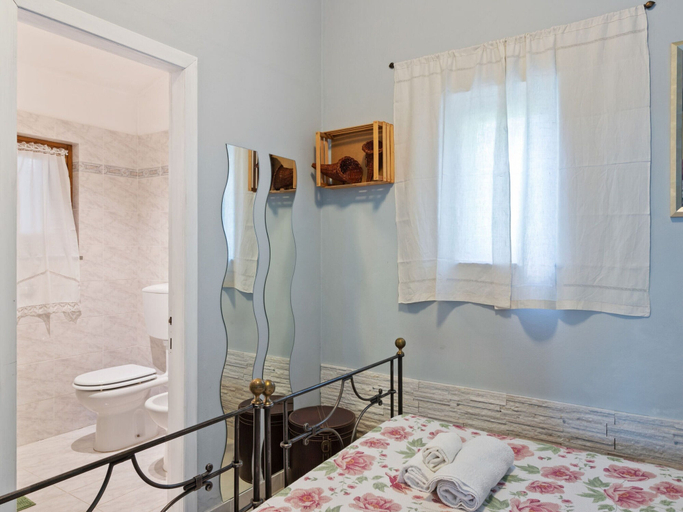 Bedroom 4, Countryside Home in Arezzo With Pool, Arezzo