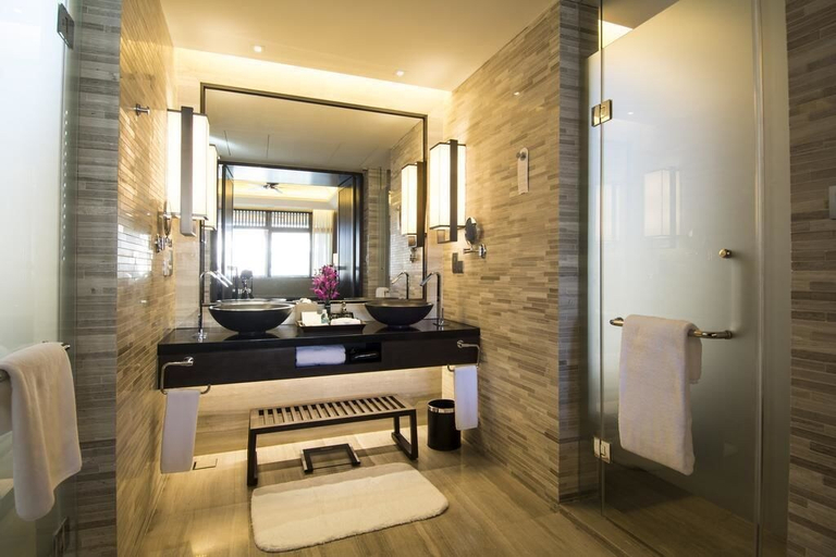 Bathroom 4, Dusit Devarana Hot Springs & Spa Conghua Guangzhou, Guangzhou