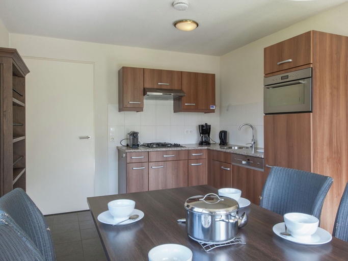 Private kitchen, Luxury Villa in Typical Style with Washer near Bad Bentheim, Grafschaft Bentheim