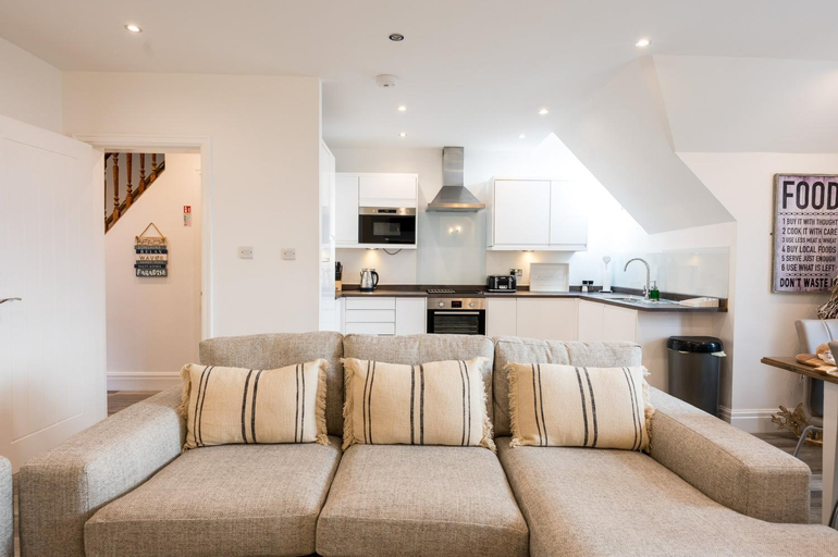 Kitchen 5, St Annes Beach Apartments, Lancashire