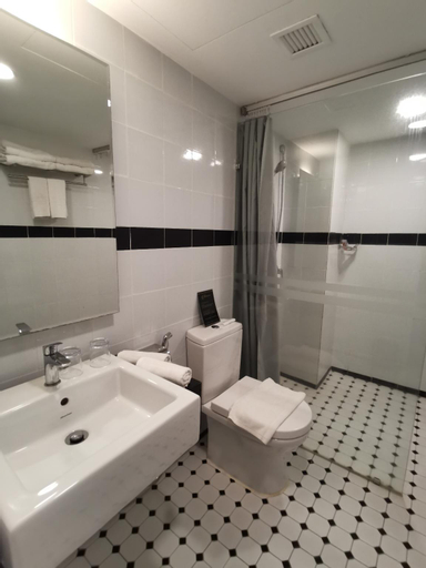 Bathroom 8