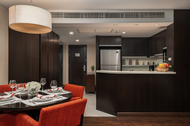 Dining Room 11