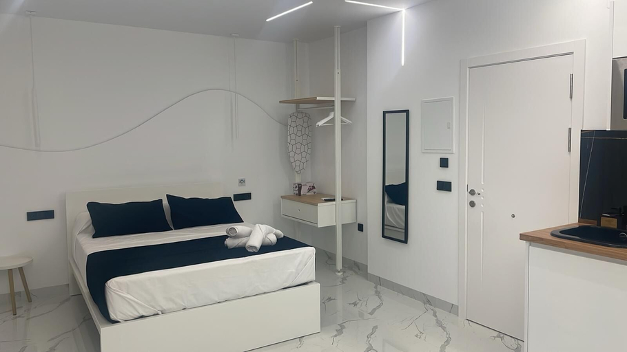 Others 3, APARTAMENTOS ALSA CONIL, Cádiz