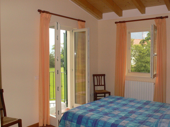 Bedroom 4, Apartment in Idro With Pool and Garden, Brescia