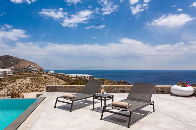 Room 5, Epic Twin Luxurious 14 Bedrooms Villa for 28, South Aegean