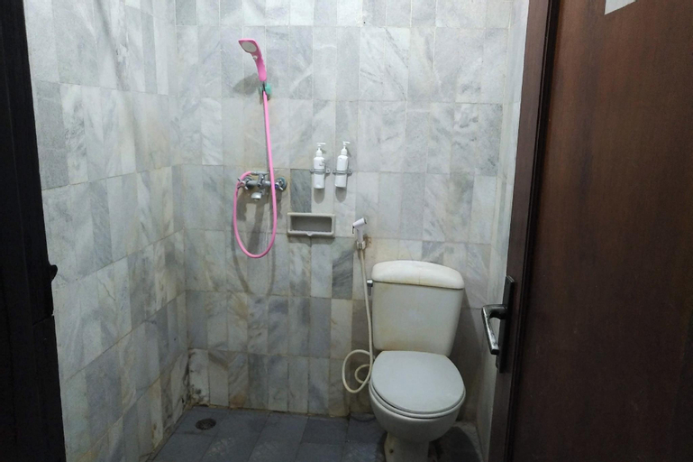 Bathroom 5