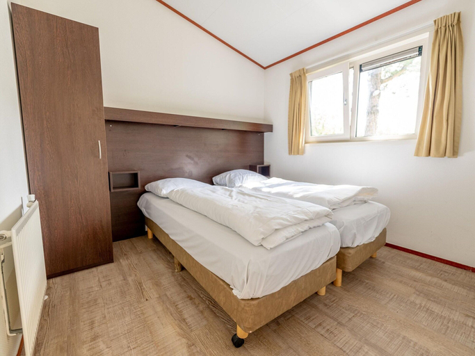 Bedroom 2, Family Chalet in Netherlands Holiday Park, Bergen
