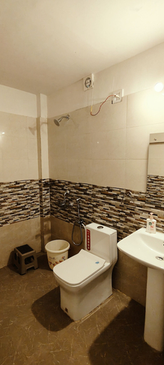 Bathroom 3, NuaGoa Nature Retreat Private Limited, Cuttack