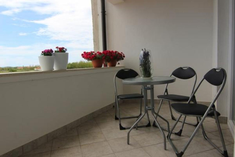 Others 3, Family friendly apartments Kim - by TA Leut Agency, Privlaka