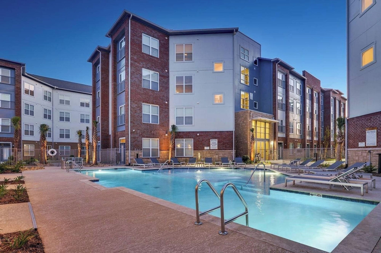 Luxurious Downtown Condo, East Baton Rouge