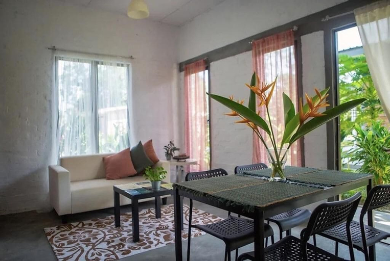 Dining Room 2