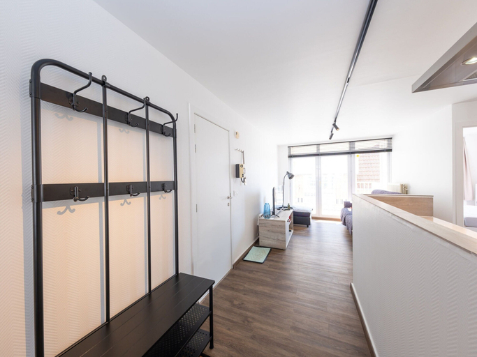 Others 5, Pleasant Apartment With Sunny Terrace, West-Vlaanderen