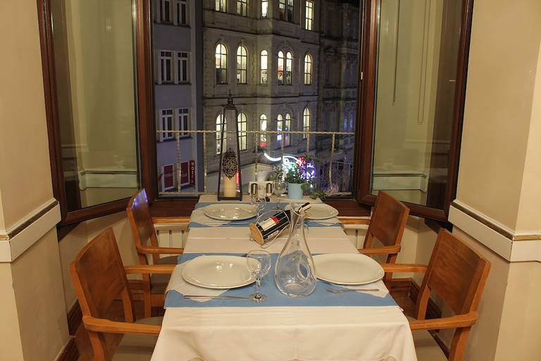Food & Drinks 4, RAGIP PASHA APARTMENTS, Beyoğlu