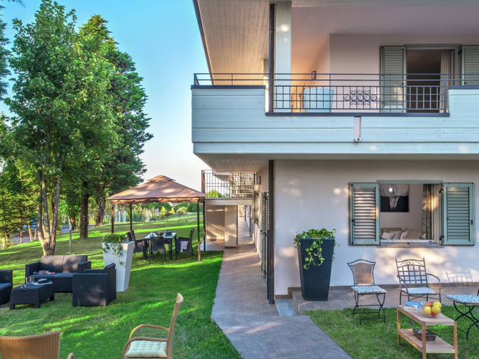 Exterior & Views 2, Plush Villa Apartment in Tavullia with Hot Tub, Pesaro E Urbino