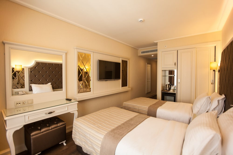 Bedroom 4, Miss Istanbul Hotel & Spa, Fatih