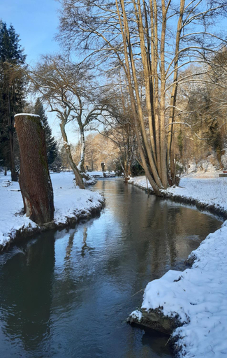 Others 5, Tiny-river, Namur