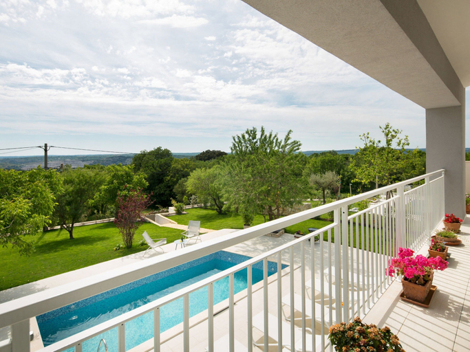 Others 5, Exquisite Villa in Stanisovi With Swimming Pool, Raša