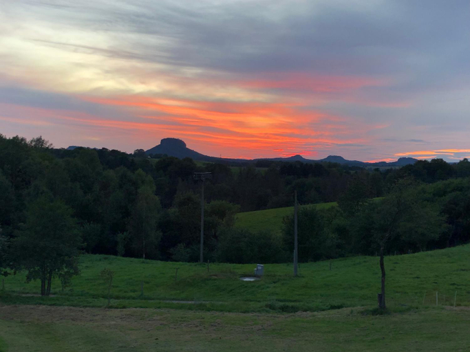 Others 5, Auszeit mit Weitblick in der Sachsischen Schweiz - kleiner Bauernhof mit Tieren und Wallbox, Sächsische Schweiz-Osterzgebirge