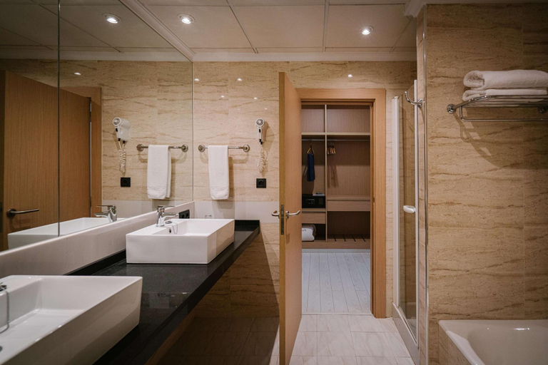 Bathroom 5, THB Los Molinos, Baleares