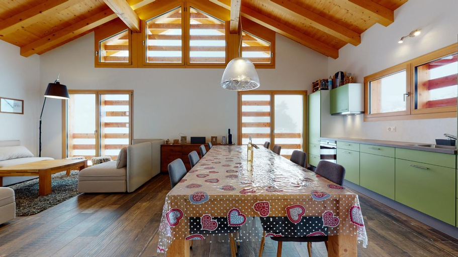 Others 5, Modern chalet surrounded by nature in Vercorin, Sierre