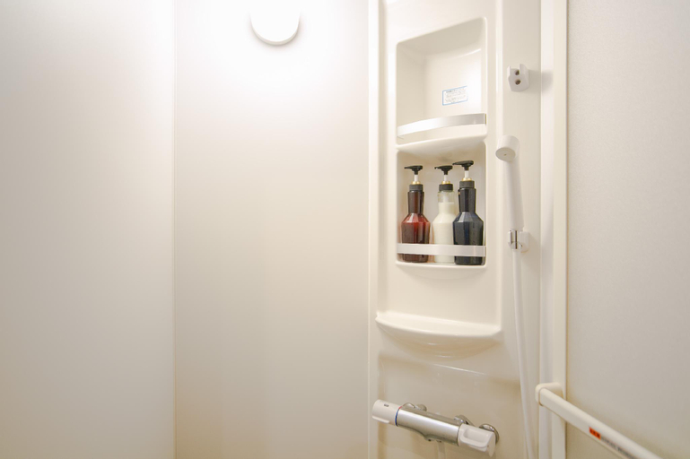 Bathroom 21