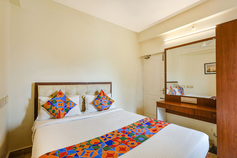 Bedroom 2, Fabexpress Pondicherry Home Stay, Viluppuram