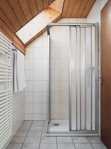 Bathroom 3, Gasthaus Hof, Appenzell Innerrhoden
