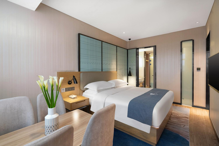 Bedroom 16