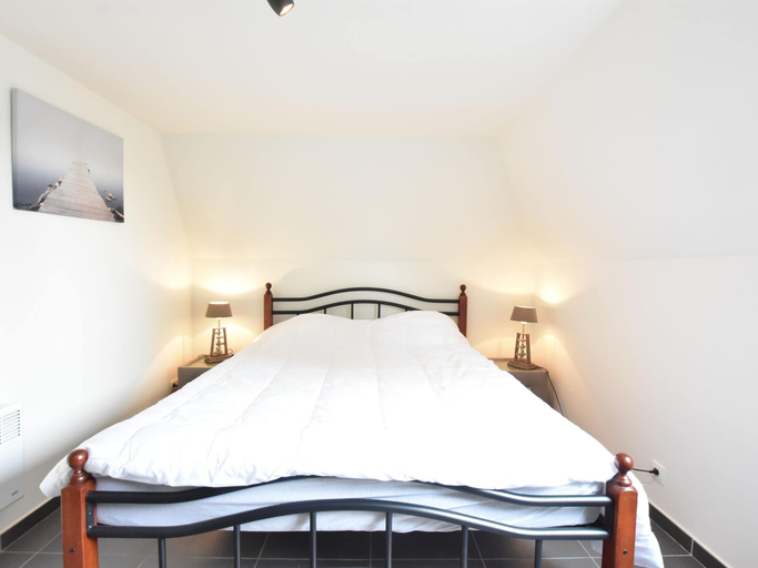 Bedroom 3, Cozy Holiday Home near Westhoek, West-Vlaanderen