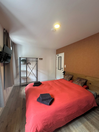 Bedroom 15
