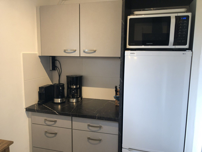 Private kitchen 3, Tidy Holiday Home With Dishwasher, in a Green Area, Vulkaneifel