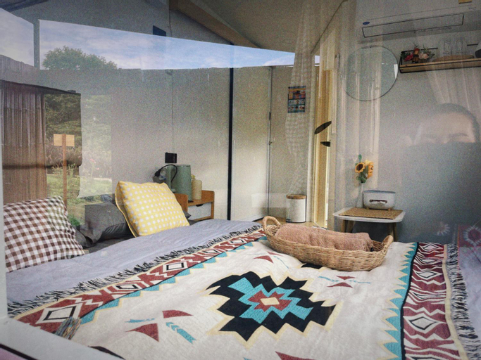 Bedroom 13