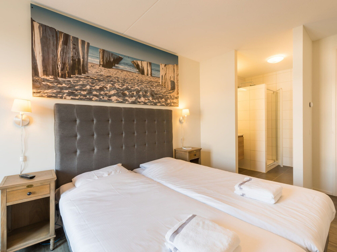 Others 2, Modern Domburg Apartment, Veere