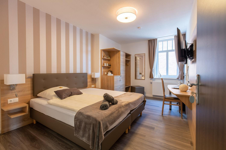 Bedroom 4, Hotel Steyerberger Hof, Nienburg (Weser)