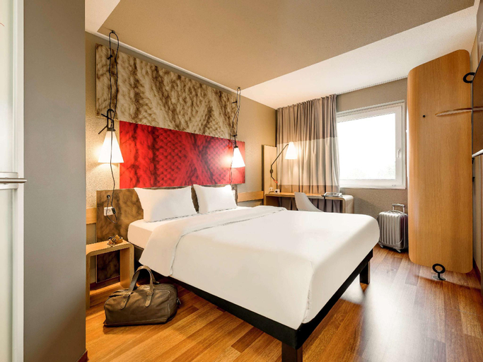 Bedroom 6