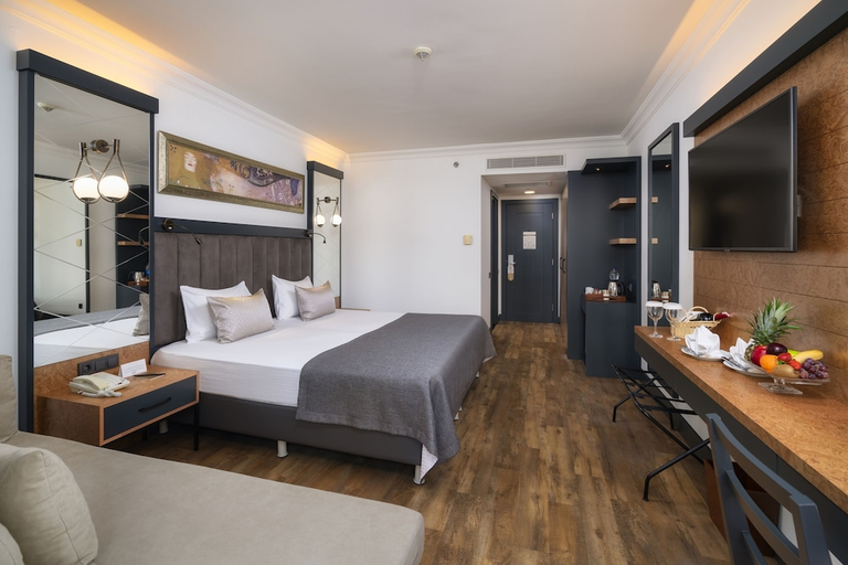 Bedroom 3, Dobedan Exclusive Hotel and Spa Ex Alva Donna, Serik