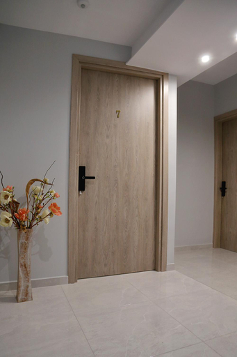 Others 3, Menta Studios, next to metro station, smart tv, Central Macedonia