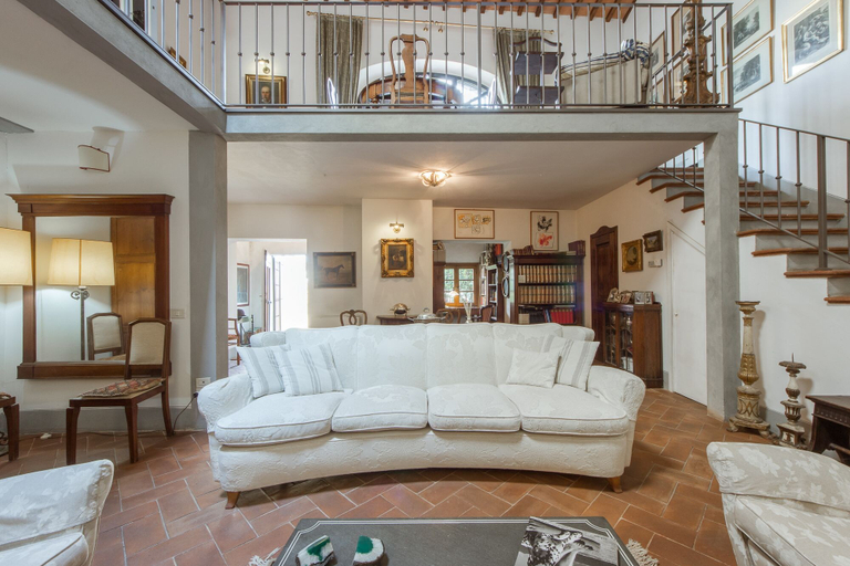 Living room 4, River dream, Florence