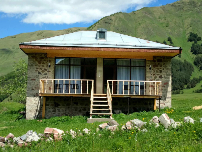 Others 4, Terkhena, Kazbegi